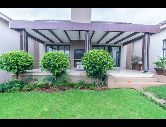 3 BEDROOM HOUSE FOR SALE IN COPPERLEAF ESTATE